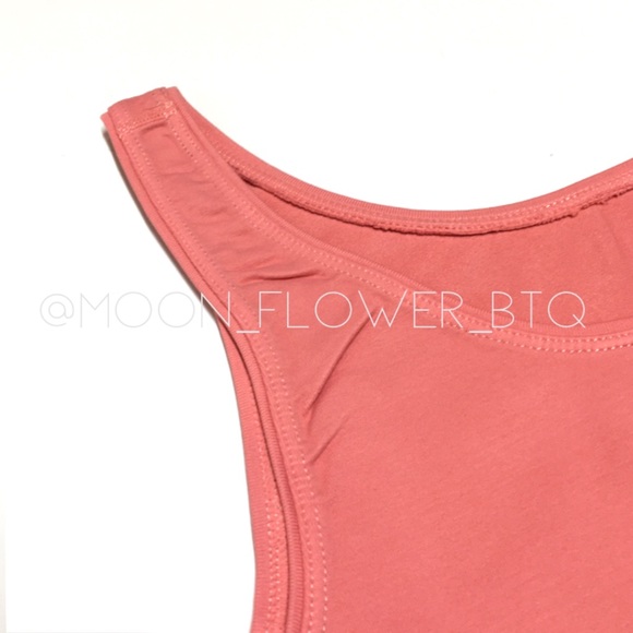 NikiBiki Seamless Pink Workout Tank Top - Picture 5 of 9